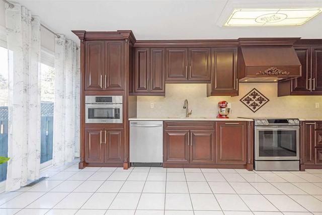 1356 Quest Circ, House semidetached with 3 bedrooms, 4 bathrooms and 5 parking in Mississauga ON | Image 7