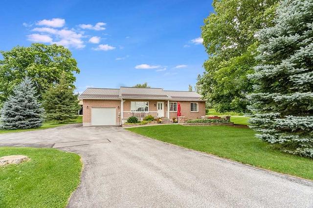 9289 Highway 12, House detached with 2 bedrooms, 2 bathrooms and 60 parking in Oro Medonte ON | Image 1