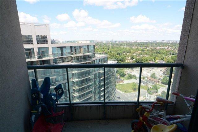 lph6 - 7 Lorraine Dr, Condo with 3 bedrooms, 2 bathrooms and 1 parking in Toronto ON | Image 15