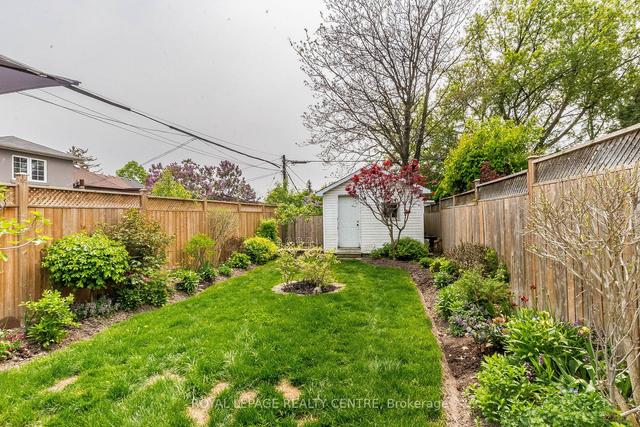 59 Earlsdale Ave, House detached with 3 bedrooms, 2 bathrooms and 3 parking in Toronto ON | Image 29