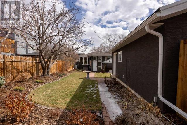 2515 19a Street Sw, House detached with 3 bedrooms, 2 bathrooms and 2 parking in Calgary AB | Image 40