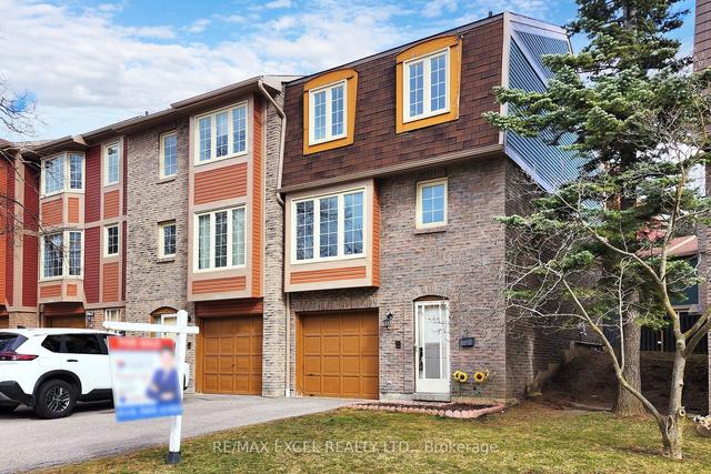 566 Sandhurst Circ, Townhouse with 3 bedrooms, 2 bathrooms and 2 parking in Toronto ON | Image 12