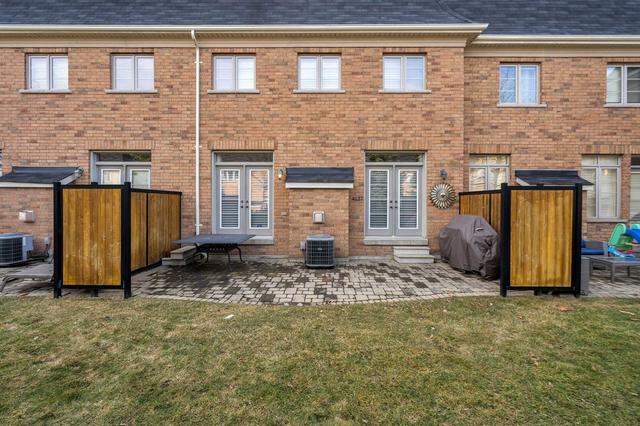 4127 Shipp Dr, Townhouse with 4 bedrooms, 4 bathrooms and 4 parking in Mississauga ON | Image 10
