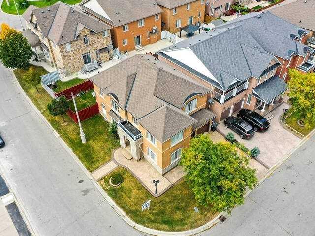 25 Long Meadow Rd, House detached with 4 bedrooms, 3 bathrooms and 6 parking in Brampton ON | Image 1