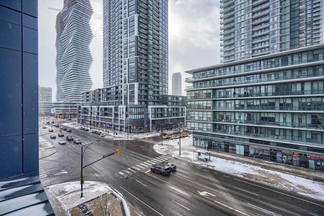 517 - 4065 Confederation Pkwy, Condo with 1 bedrooms, 1 bathrooms and 1 parking in Mississauga ON | Image 9
