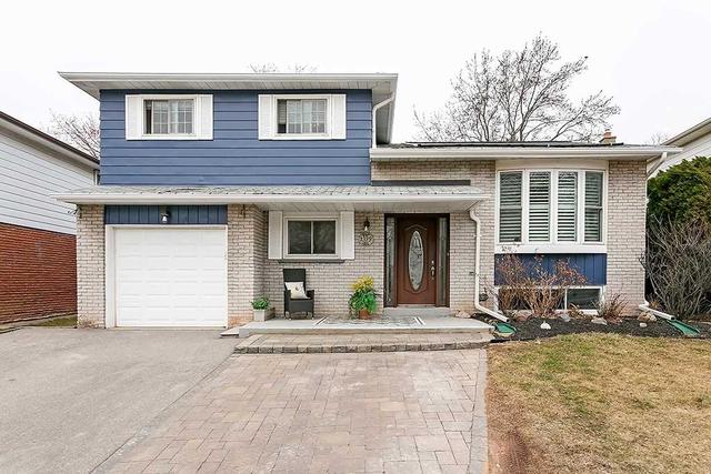 2399 Ventura Dr, House detached with 3 bedrooms, 3 bathrooms and 3 parking in Oakville ON | Image 1