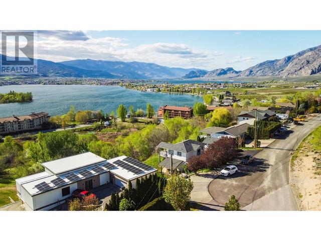 4004 39th Street, House detached with 2 bedrooms, 2 bathrooms and 3 parking in Okanagan Similkameen A BC | Image 79
