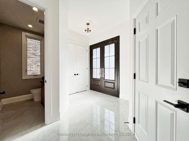 10 Stamford Sq S, House detached with 4 bedrooms, 6 bathrooms and 4 parking in Toronto ON | Image 4