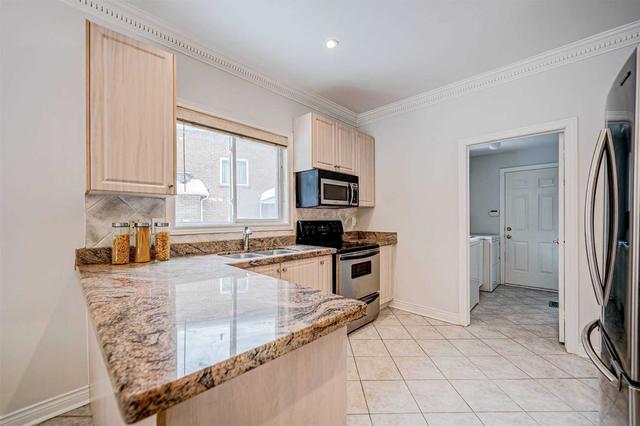 12 Tormina Crt, House detached with 3 bedrooms, 3 bathrooms and 6 parking in Markham ON | Image 11