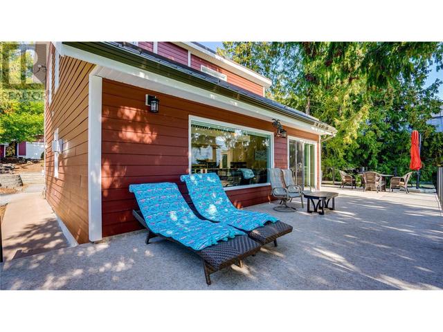 339 Coach Road, House detached with 3 bedrooms, 3 bathrooms and 8 parking in Sicamous BC | Image 28