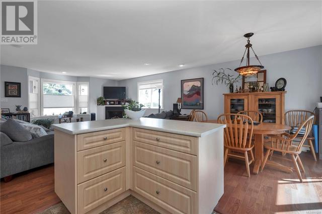 1 - 91 Dahl Rd, House detached with 4 bedrooms, 4 bathrooms and 2 parking in Campbell River BC | Image 11