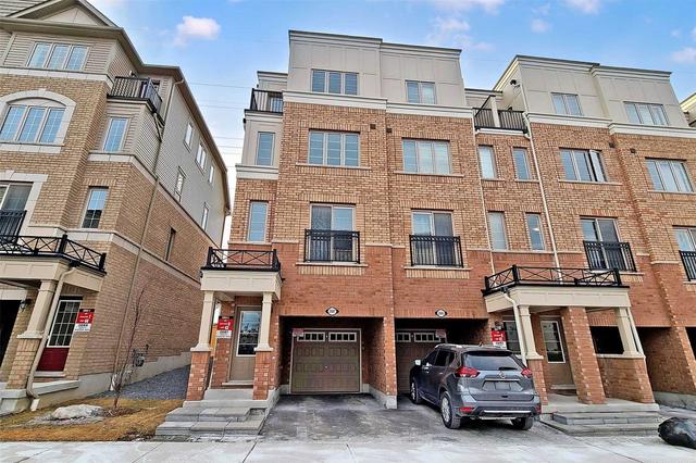 2687 Deputy Minister Path N, Townhouse with 4 bedrooms, 3 bathrooms and 2 parking in Oshawa ON | Image 1