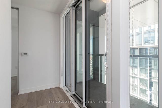 2208 - 158 Front St E, Condo with 2 bedrooms, 2 bathrooms and 1 parking in Toronto ON | Image 16