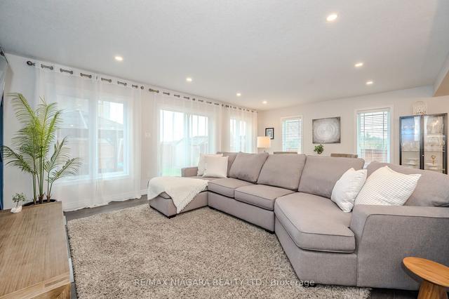 46 Dudley Dr, House detached with 4 bedrooms, 4 bathrooms and 5 parking in Guelph ON | Image 9