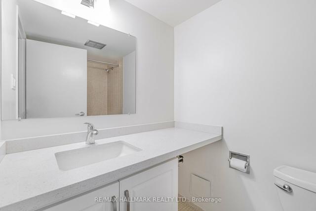 208 - 121 Ling Rd, Condo with 2 bedrooms, 2 bathrooms and 1 parking in Toronto ON | Image 8