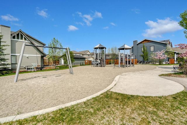 28 Copperstone Gardens Se, House detached with 3 bedrooms, 3 bathrooms and 2 parking in Calgary AB | Image 39