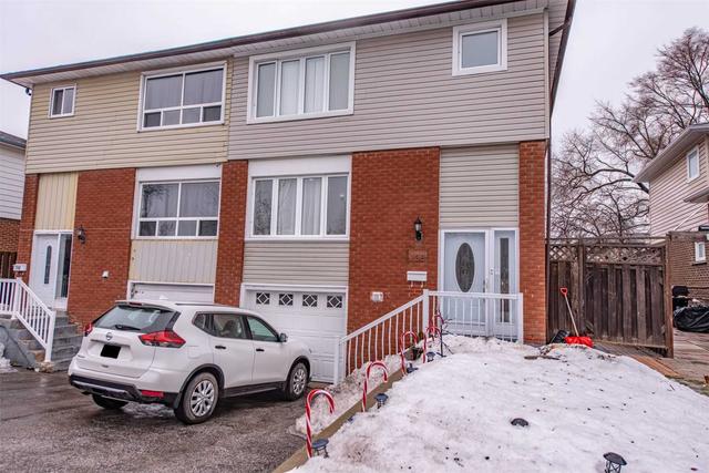138 Kingswood Dr, House semidetached with 3 bedrooms, 3 bathrooms and 3 parking in Brampton ON | Image 12