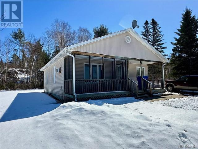 11252 - 105 Route, House detached with 1 bedrooms, 1 bathrooms and null parking in Perth NB | Image 2