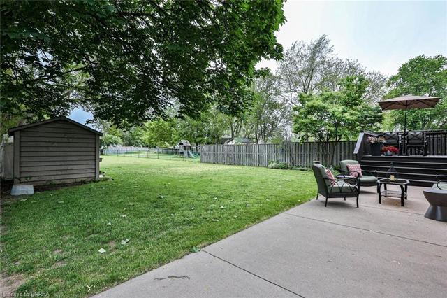 75 Barnes Avenue, House detached with 4 bedrooms, 2 bathrooms and 8 parking in Brantford ON | Image 39