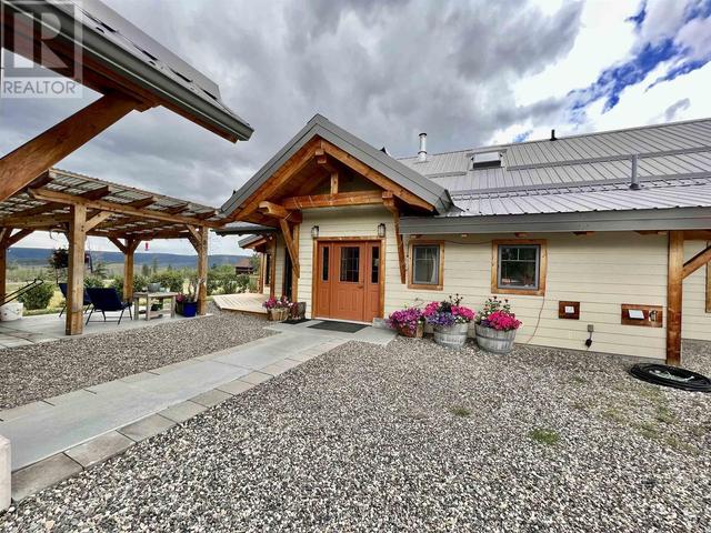 2902 Gold Digger Drive, House detached with 3 bedrooms, 3 bathrooms and null parking in Cariboo F BC | Image 7