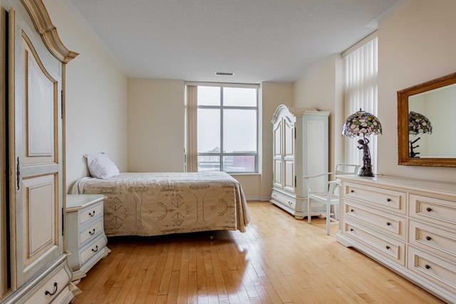 608 - 1 Glen Park Ave, Condo with 2 bedrooms, 3 bathrooms and 2 parking in Toronto ON | Image 18