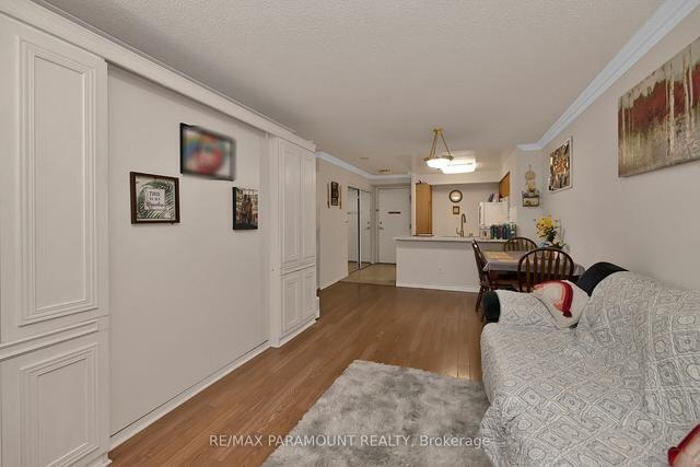 2127 - 25 Kingsbridge Garden Circ, Condo with 1 bedrooms, 1 bathrooms and 1 parking in Mississauga ON | Image 13