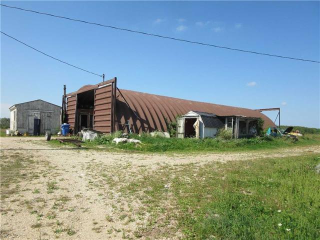 098311 4th Line Sw Acre, Home with 3 bedrooms, 2 bathrooms and 6 parking in Melancthon ON | Image 9