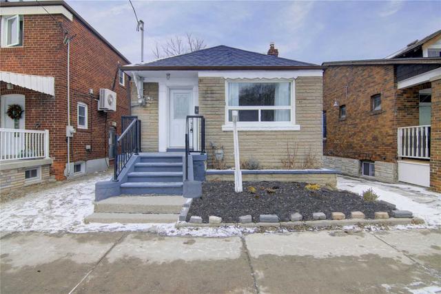 1409 Woodbine Ave W, House detached with 2 bedrooms, 2 bathrooms and 2 parking in Toronto ON | Image 12