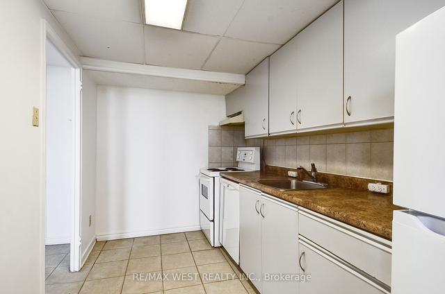 603 - 740 Eglinton Ave W, Condo with 1 bedrooms, 1 bathrooms and 0 parking in Toronto ON | Image 5