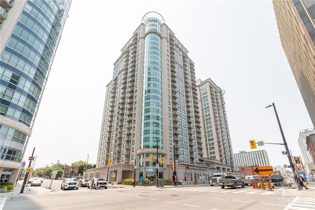 2107 - 234 Rideau Street, Condo with 2 bedrooms, 2 bathrooms and 1 parking in Ottawa ON | Image 1