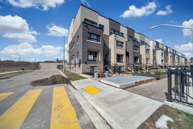 106 - 1135 Cooke Blvd, Townhouse with 2 bedrooms, 1 bathrooms and 1 parking in Burlington ON | Image 1