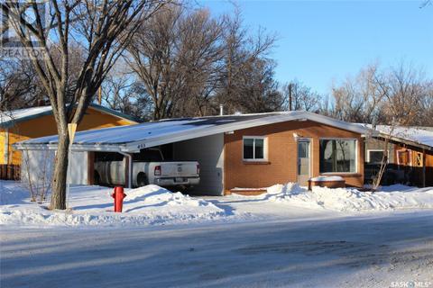 403 1st Street W, Shaunavon, SK, S0N2M0 | Card Image