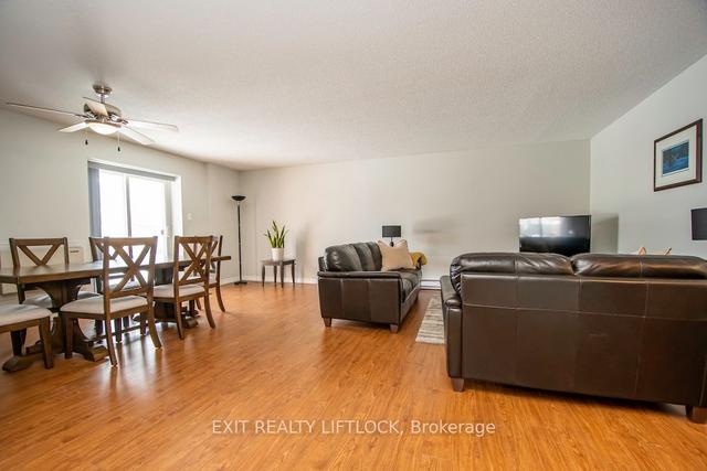 113 - 475 Parkhill Rd, Condo with 1 bedrooms, 1 bathrooms and 1 parking in Peterborough ON | Image 4
