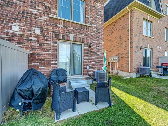 57 - 18 Soldier St, House attached with 2 bedrooms, 3 bathrooms and 2 parking in Brampton ON | Image 32