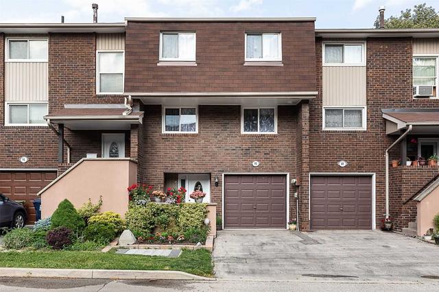 90 Permfield Path, Townhouse with 4 bedrooms, 2 bathrooms and 2 parking in Toronto ON | Image 1