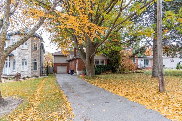 12 Minnacote Ave, House detached with 3 bedrooms, 3 bathrooms and 4 parking in Toronto ON | Image 16