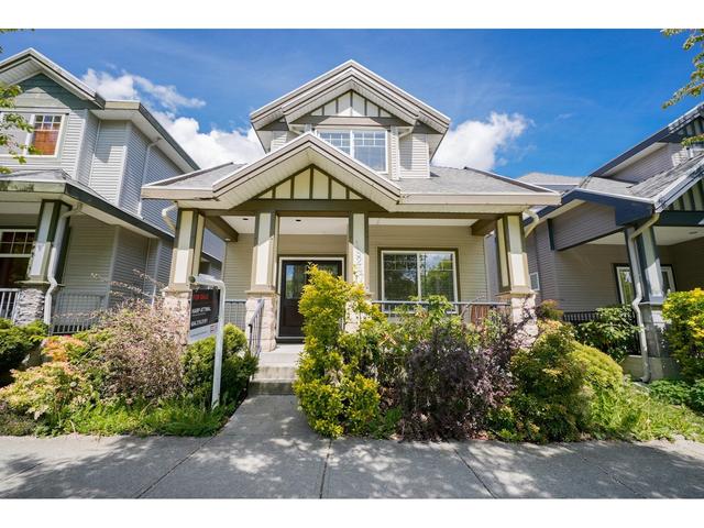 19247 68 Avenue, House detached with 5 bedrooms, 5 bathrooms and 2 parking in Surrey BC | Image 1