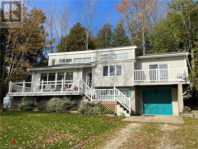 172 Bruce Road 9, House detached with 3 bedrooms, 2 bathrooms and 9 parking in South Bruce Peninsula ON | Image 3