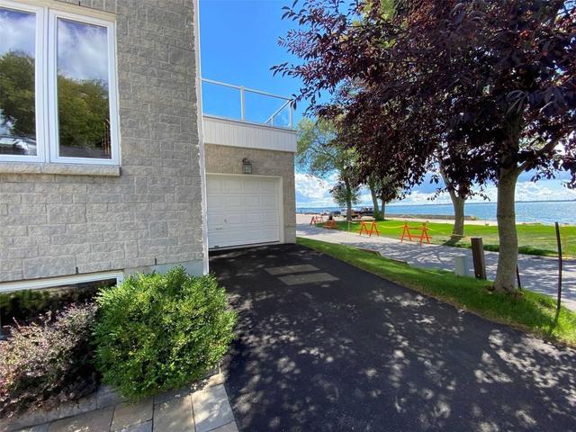 21 Yonge St, House attached with 3 bedrooms, 4 bathrooms and 2 parking in Kingston ON | Image 14
