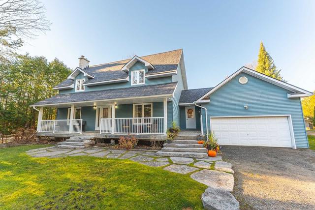 2531 Kashagawigamog Lake Rd, House detached with 4 bedrooms, 2 bathrooms and 9 parking in Minden Hills ON | Image 1
