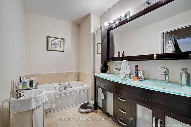 305 - 11 Everson Dr, Townhouse with 3 bedrooms, 3 bathrooms and 1 parking in Toronto ON | Image 11
