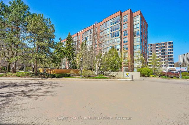 543 - 24 Southport St, Condo with 1 bedrooms, 1 bathrooms and 1 parking in Toronto ON | Image 12