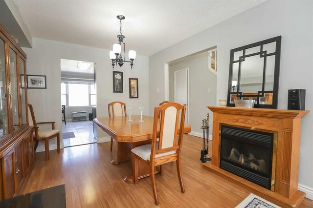 153 Aylmer Cres, House semidetached with 3 bedrooms, 2 bathrooms and 2 parking in Hamilton ON | Image 4