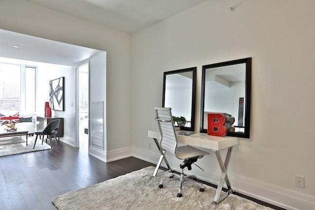 Th 11 - 25 Malcolm Rd, Townhouse with 2 bedrooms, 3 bathrooms and 1 parking in Toronto ON | Image 8