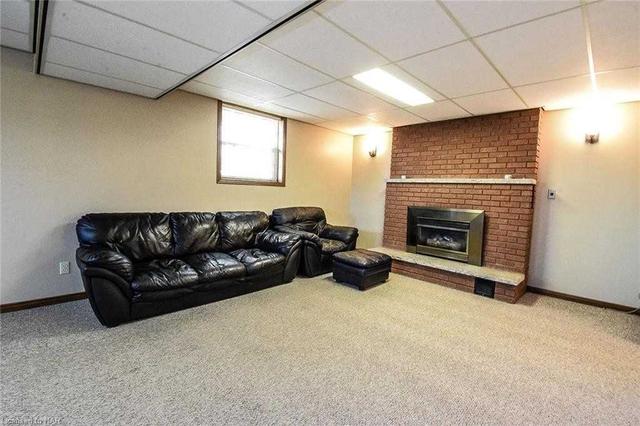 30 Leeson St, House detached with 3 bedrooms, 2 bathrooms and 3 parking in St. Catharines ON | Image 26