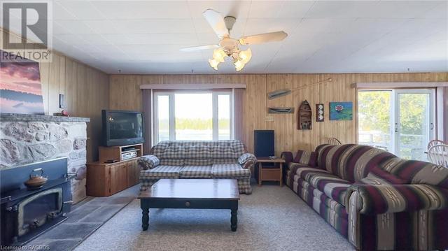 333 Robert Allen Drive, House detached with 2 bedrooms, 1 bathrooms and 9 parking in Northern Bruce Peninsula ON | Image 26