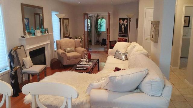81 Snowy Owl Cres, House detached with 3 bedrooms, 3 bathrooms and 3 parking in Barrie ON | Image 8