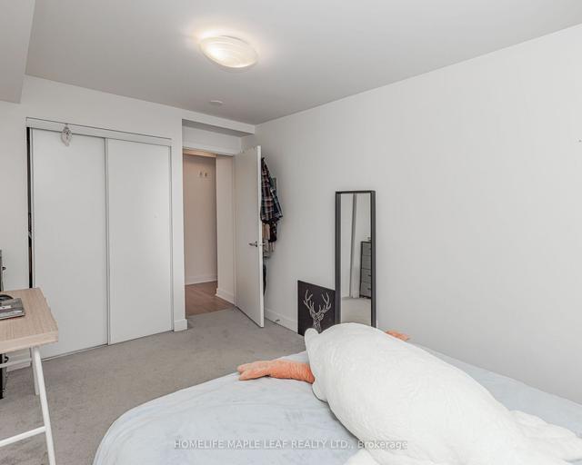 202 - 21 Earl St, Condo with 1 bedrooms, 1 bathrooms and 2 parking in Toronto ON | Image 6