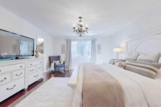 102 Bellini Ave, House semidetached with 4 bedrooms, 4 bathrooms and 3 parking in Vaughan ON | Image 6
