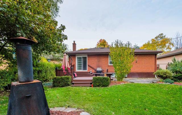 3490 Orion Cres, House detached with 3 bedrooms, 2 bathrooms and 5 parking in Mississauga ON | Image 17